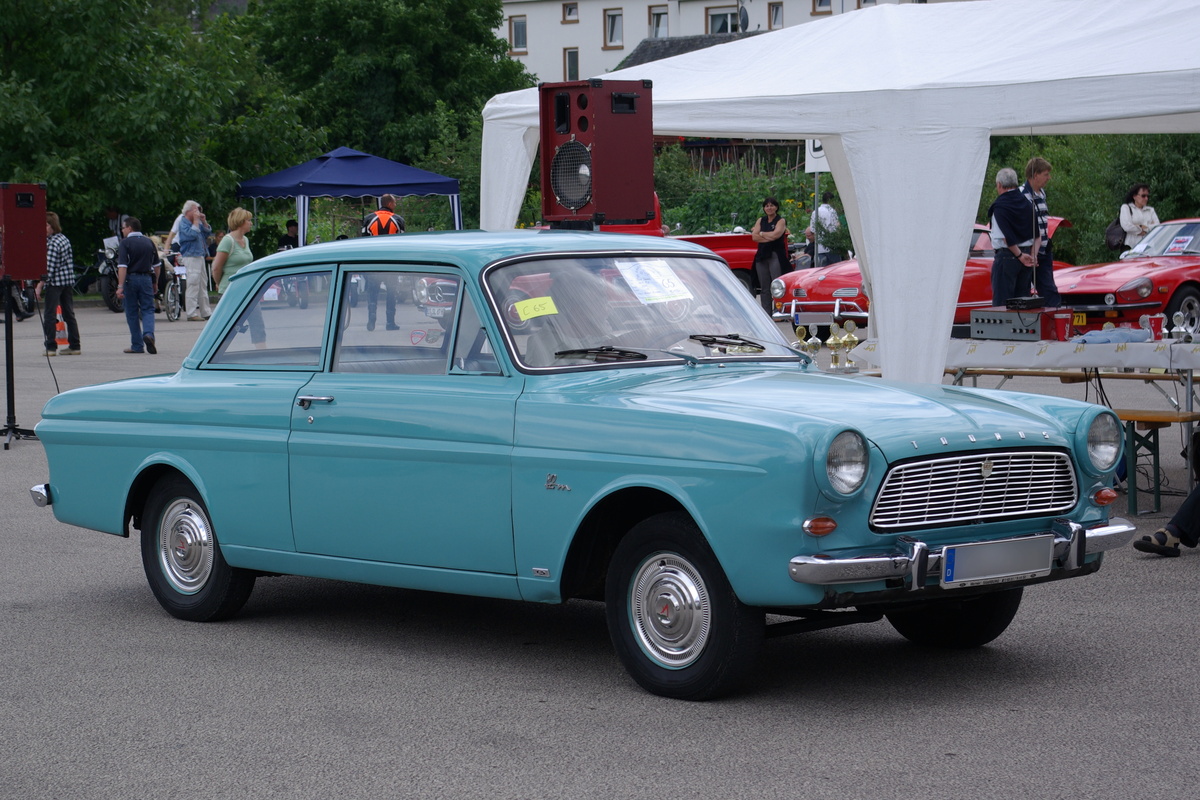 Ford Taunus 12m