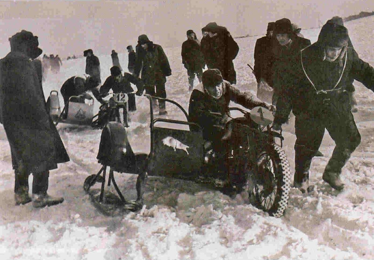 Гонки на мотоциклах с коляской СССР