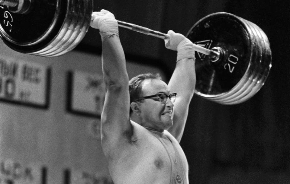 Юрий Власов