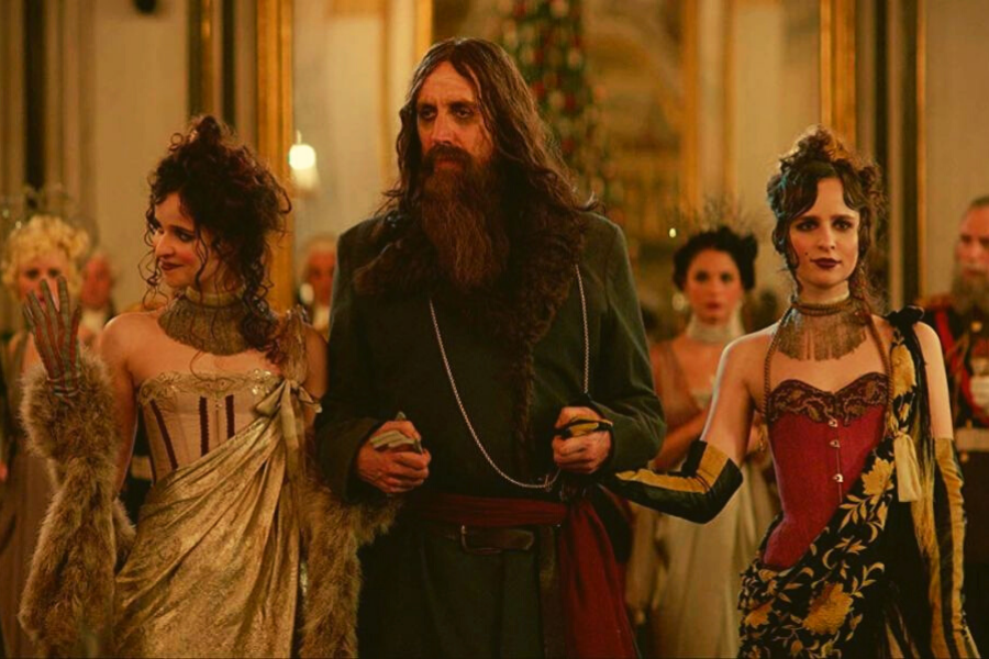 Гришка Распутин здесь правит балом в прямом и переносном смысле!