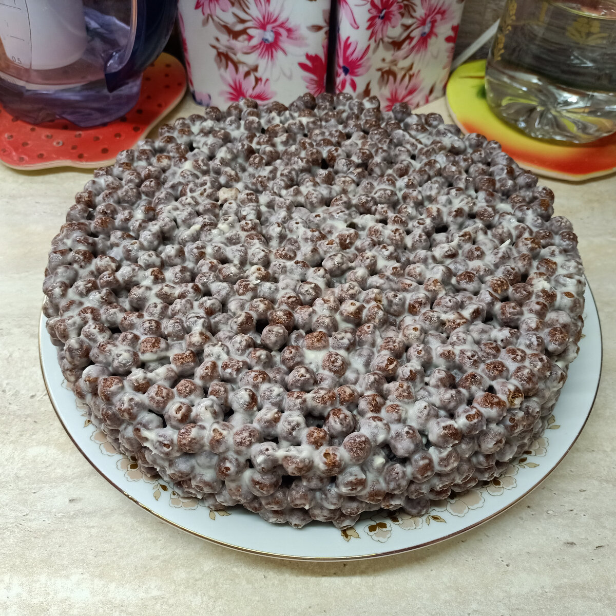 торт из шоколадных шариков