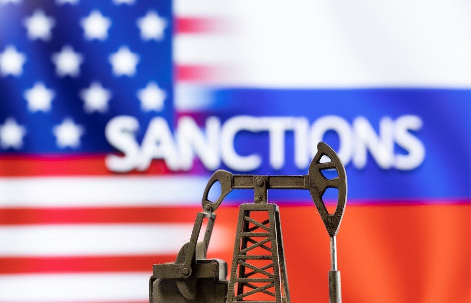     Россия готовит чувствительный ответ на санкции  REUTERS