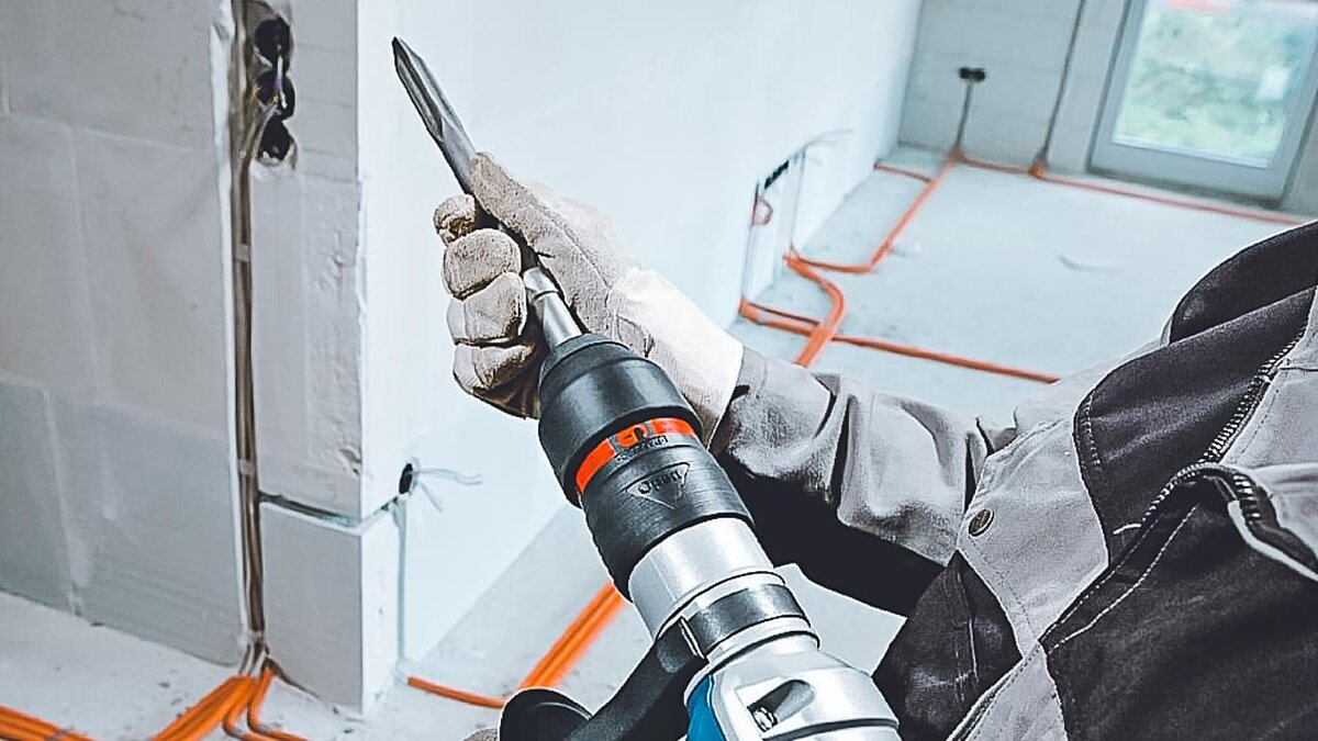 От качества сверла также зависит, удастся ли просверлить отверстие в бетонной стене.