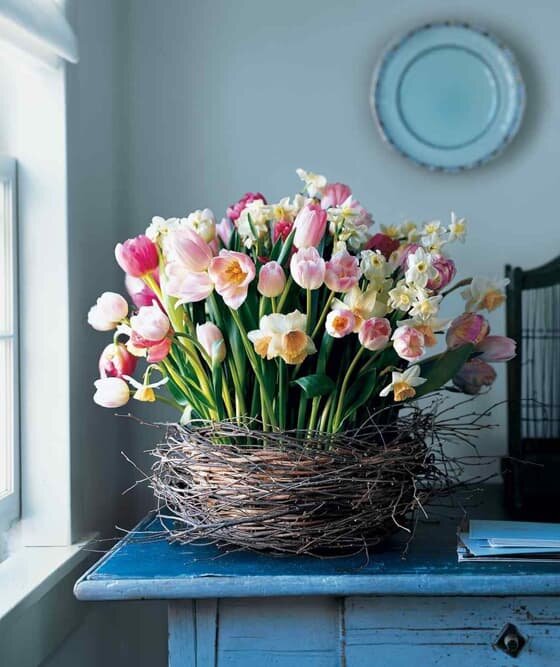 Оригинальные весенние букеты