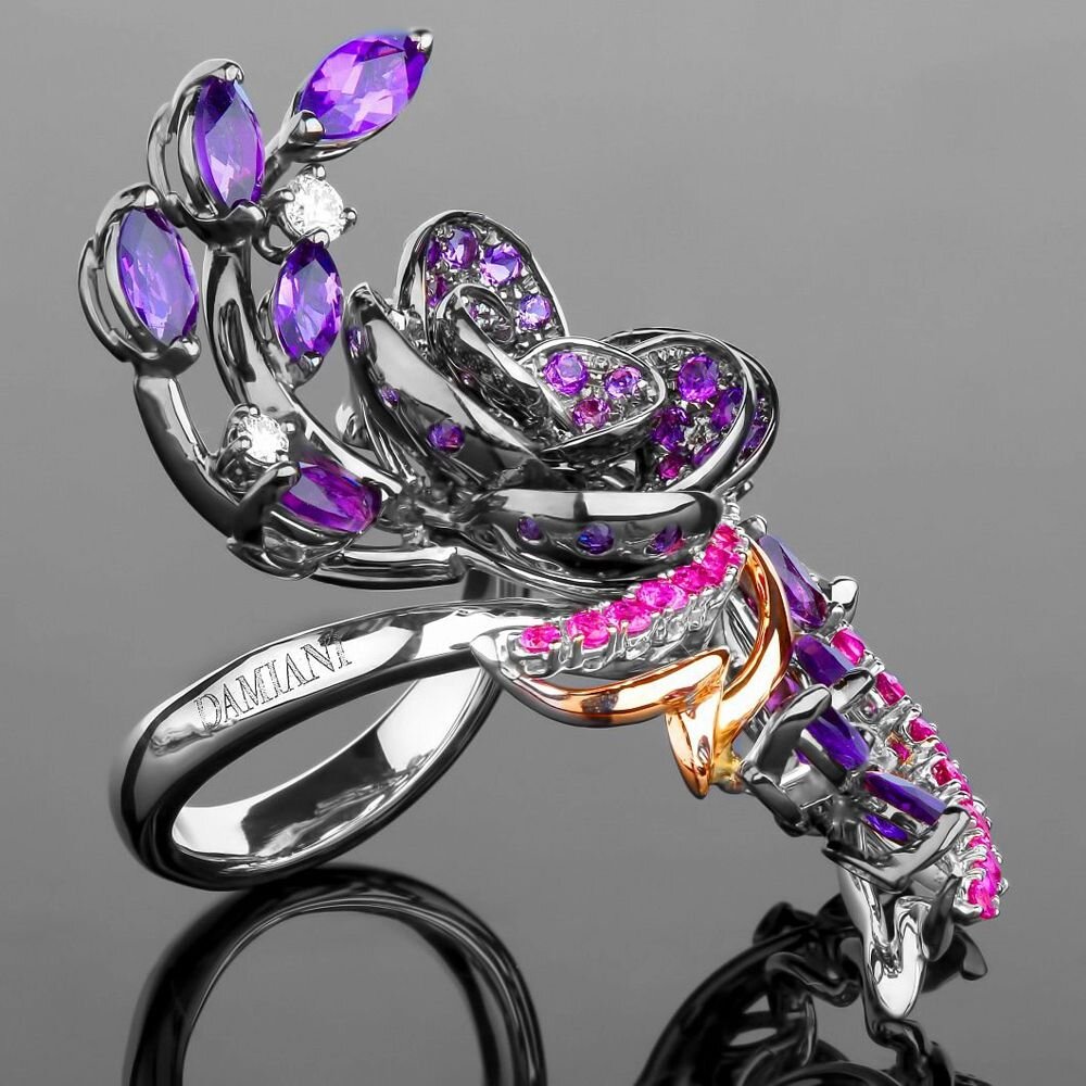 1. Коктейльное кольцо с драгоценными камнями Damiani Masterpieces Carmen (3 фото)