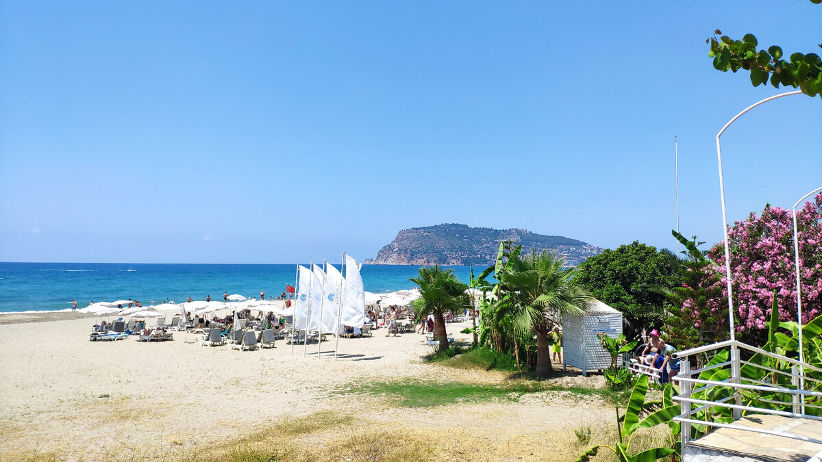 Пляж отеля Bluewave Suite Hotel 4 * 