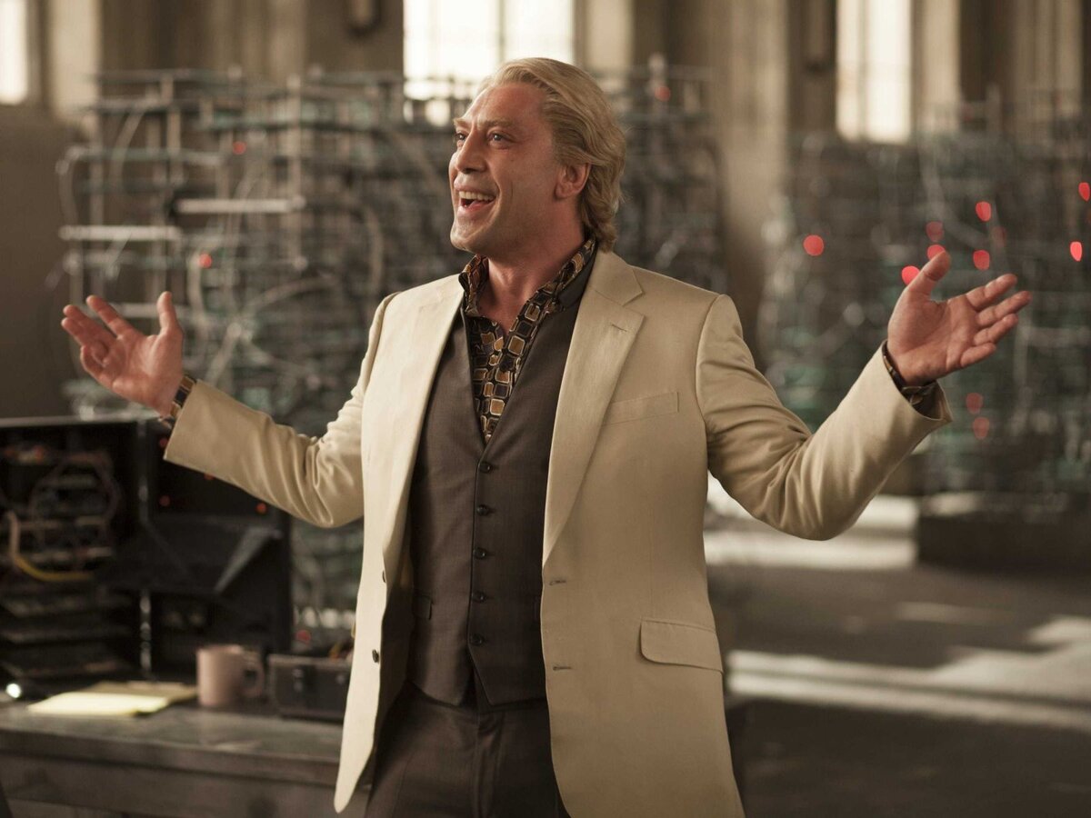 Хавьер Бардем в роли Рауля Сильвы на кадре из фильма «007: координаты «Скайфолл»