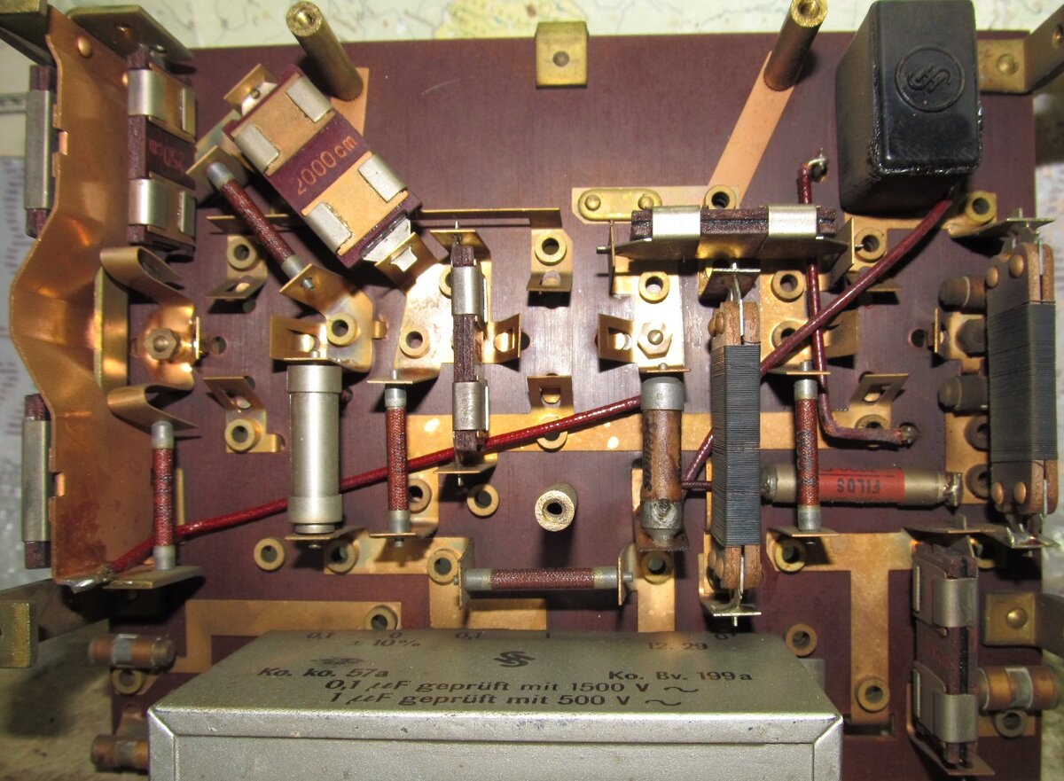 Удивительная технология сборки радиоприемника без паяльника | Полезные ...