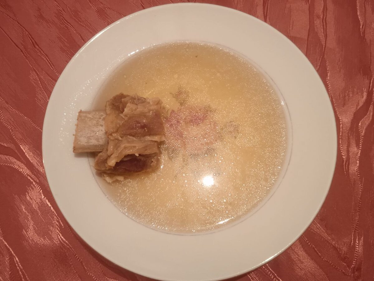 Бульон мясокостный, из говядины с костью 