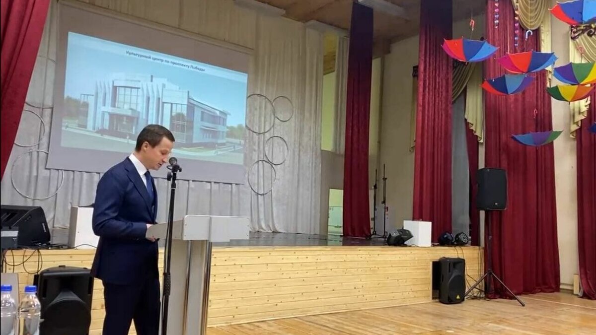     По улице Проспект Победы в Казани появится культурный центр. Депутаты Казгордумы лично попросили у главы Татарстана финансирование на строительство объекта.