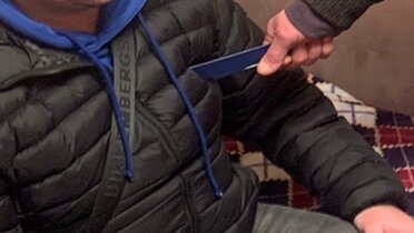 Потерпевший получил несколько ударов ножом