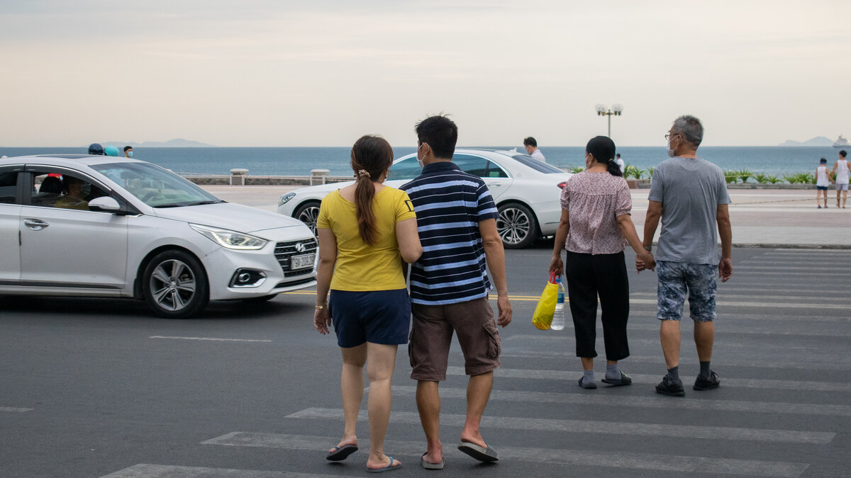 Семейные пары. Уличная фотография