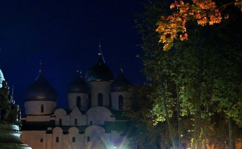 Поздравления, информация об успехах, музыка... 
