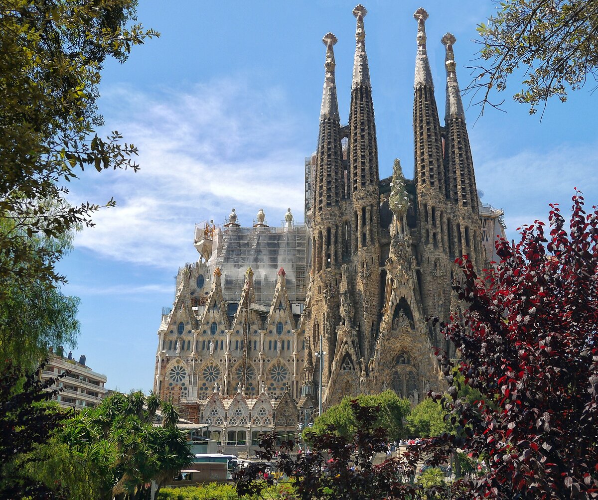 Храм Святого Семейства (Sagrada Família) Барселона, Испания