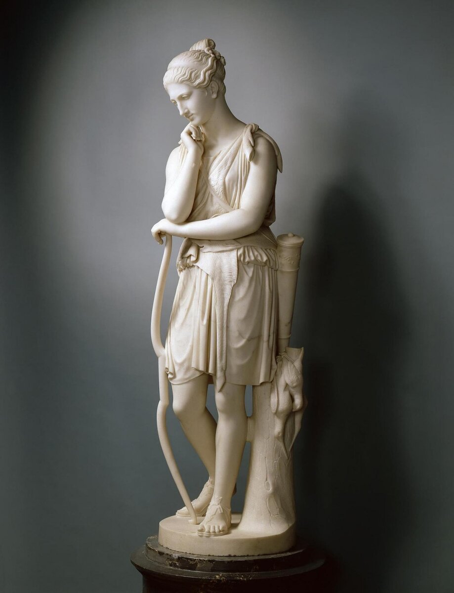 Античные скульптуры, коллекция Эрмитажа. Источник фото: https://peterburg.center/maps/antichnyy-ermitazh-skulptury-ermitazha.html