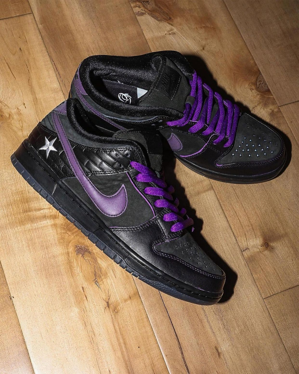 SneakerFiles.com on X: Familia x Nike SB Dunk Low 'First Avenue