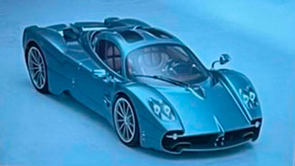 Шпионские фото Pagani C10