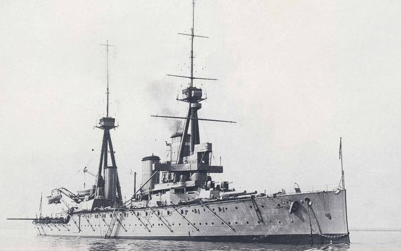 "Инфлексибл" (по В.Муженикову) - тот самый, из один из "инвинсиблов" "молниеносной" закладки, ))