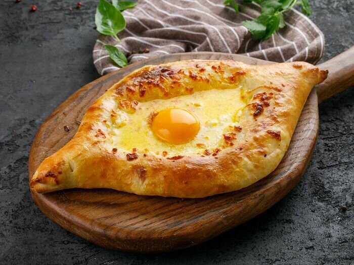 Хачапури по-аджарски