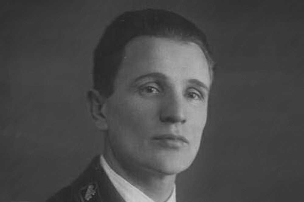 Зиновий Григорьевич Колобанов Источник: https://clck.ru/eSbmX