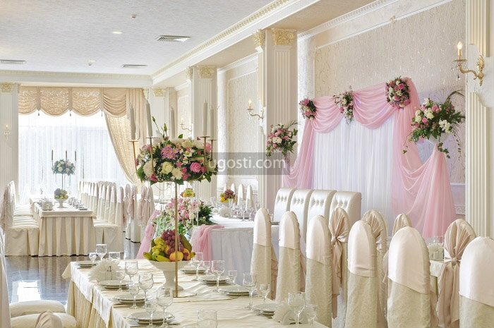 Источник: ugosti.com/amore