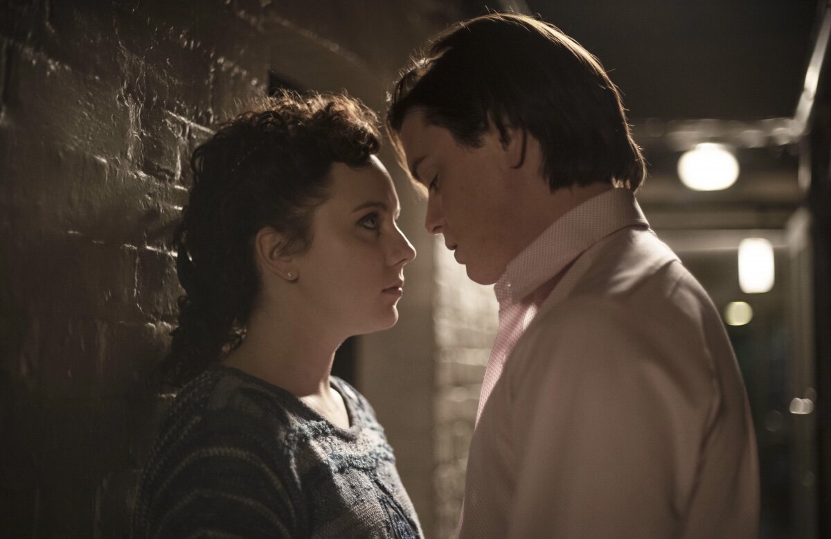 В главных ролях: Стивен Грэм, Фредди Фокс, Крессида Бонас, Марк Эдди