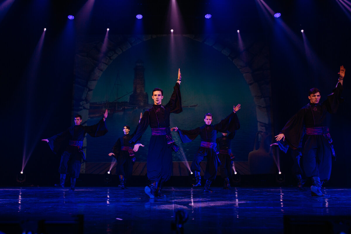 Премьера номера в России 2019 год