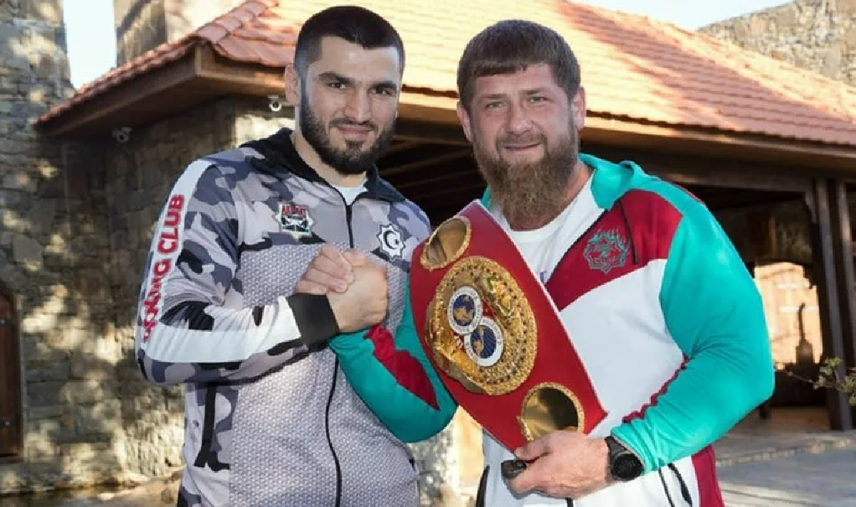 Интересно, как Рамзан Кадыров отреагирует на выход Артура Бетербиева на ринг под флагом Канады? Фото: соцсети