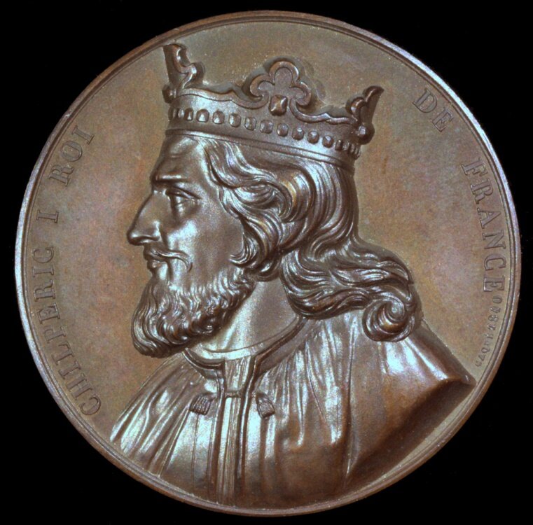 Хильдерик 2. Хильдерик 3. Хлотарь 1 король франков. Хильдерик. Хлодвиг династия меровингов.