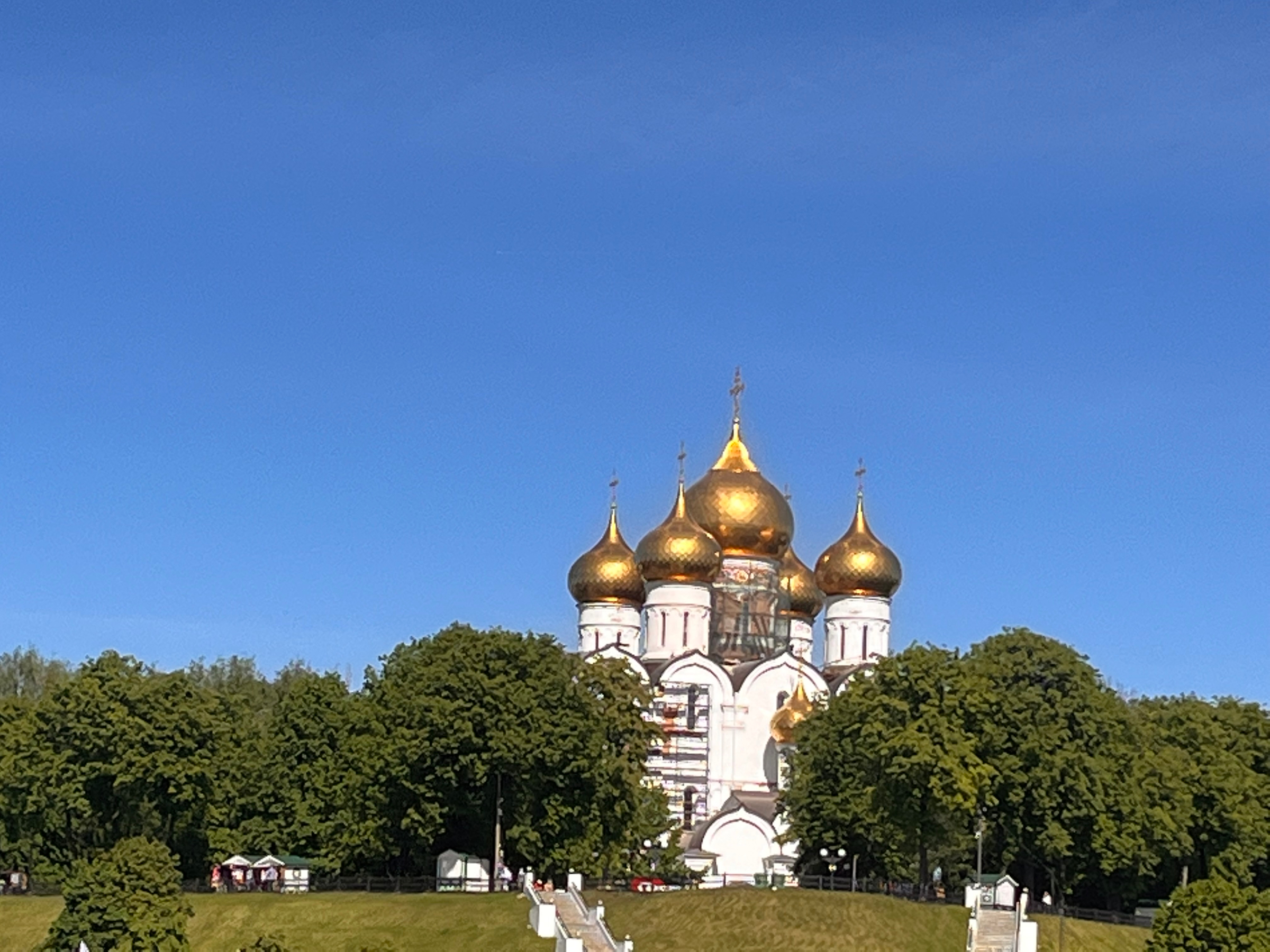 Что означают цвета куполов православных церквей1