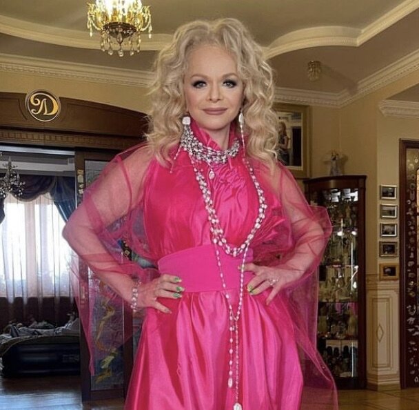     Лариса Долина фото: соцсети