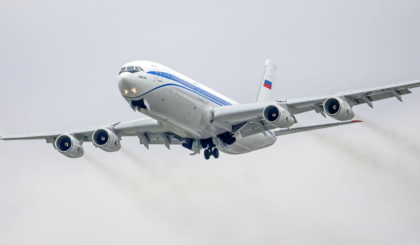 Ил-96-400 – четырехдвигательный самолет / Объединенная авиастроительная корпорация