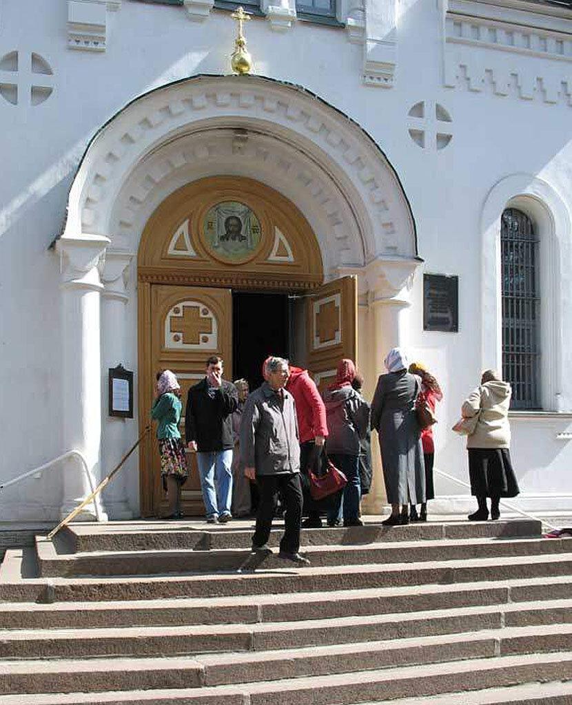 православный храм притвор