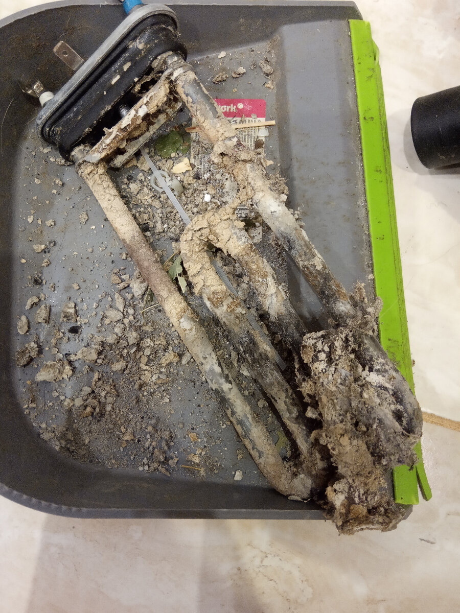 Вот что стало с ТЕНом. Обслуживать нужно чаще.