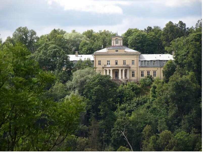 Кримулдский дворец. Латвия.