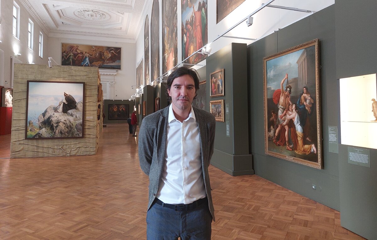    Директор Музея Академии художеств Алексей Мудров  Елена Новицкая/ТАСС