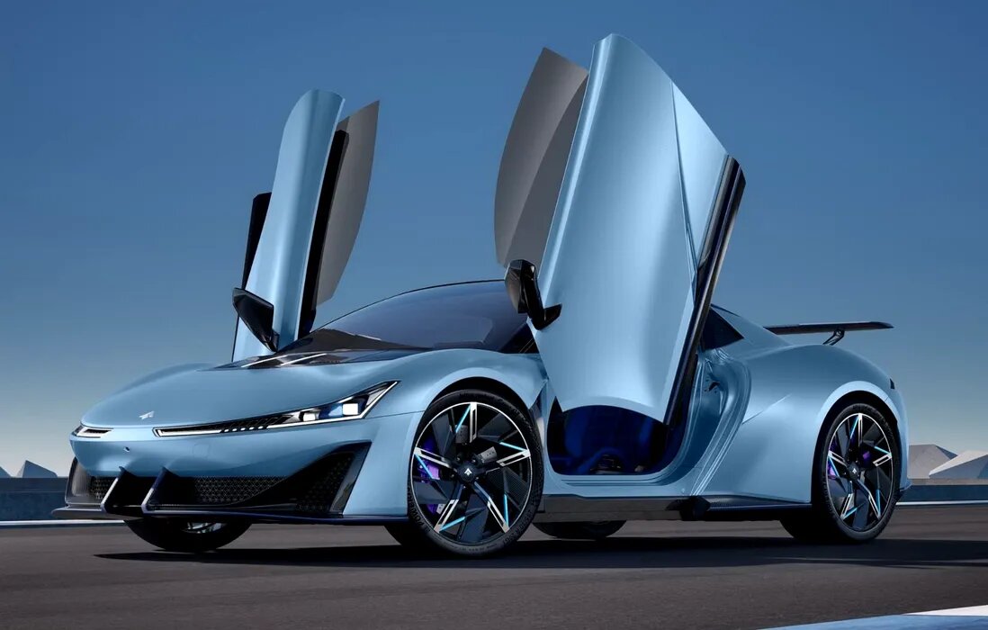 Листайте вправо влево для просмотра фото