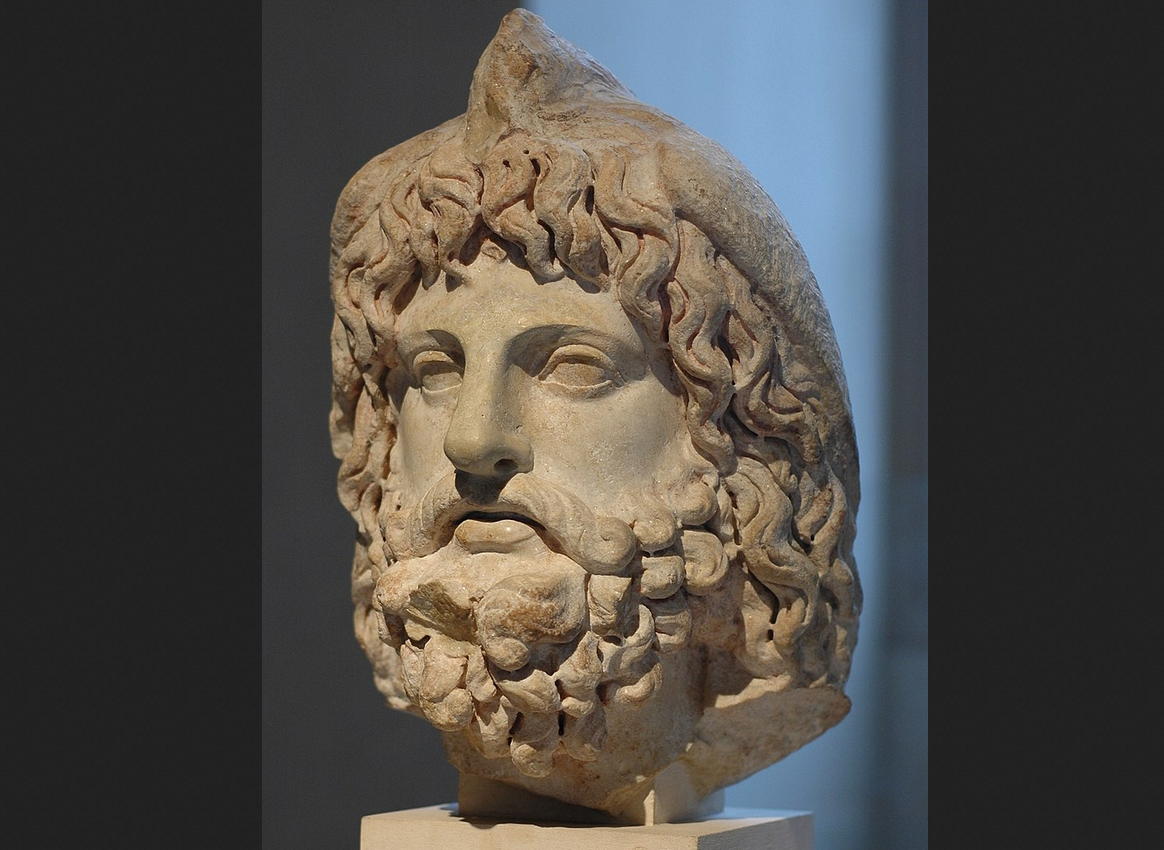 Серапис. Скульптура из Лувра.