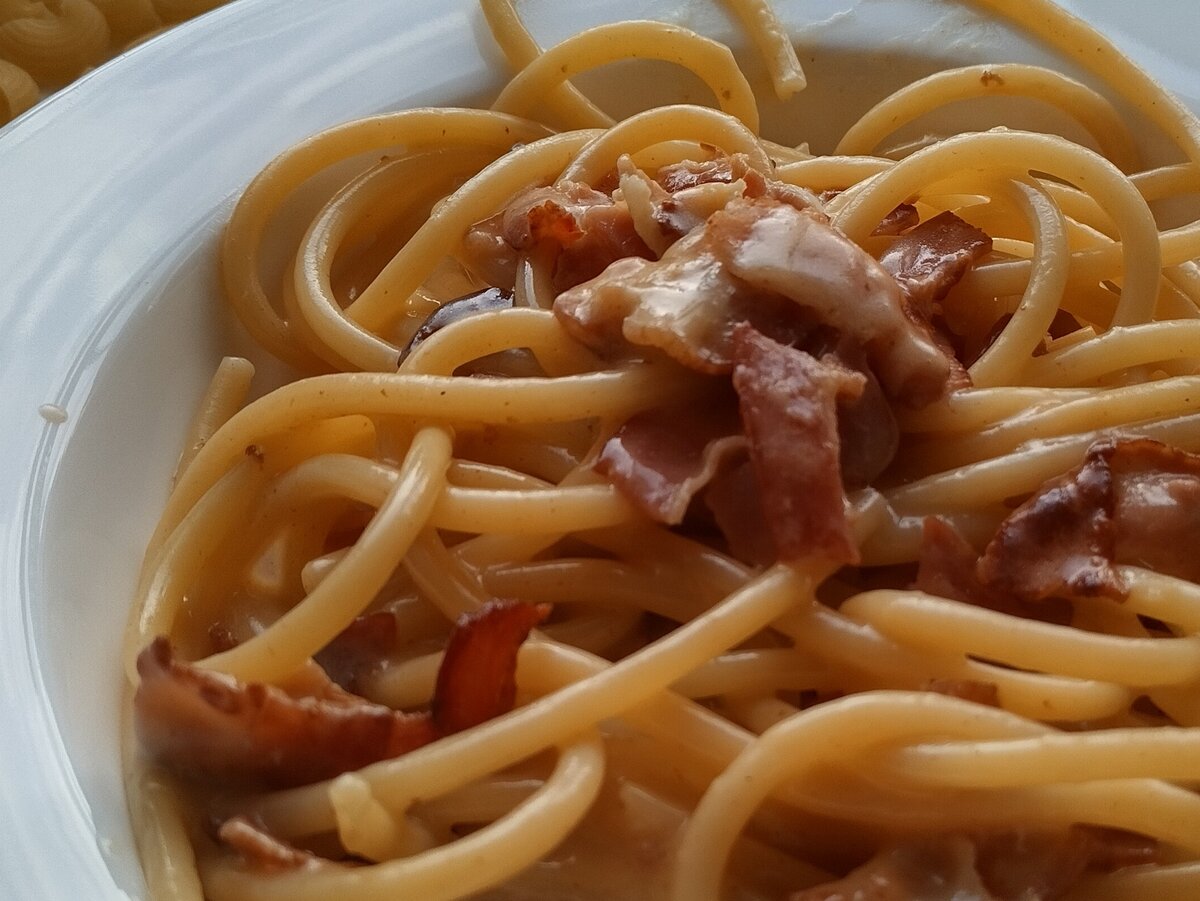 Спагетти карбонара (spaghetti alla carbonara) | Феличита́ на завтрак (la  principessa sa cucinare) | Дзен