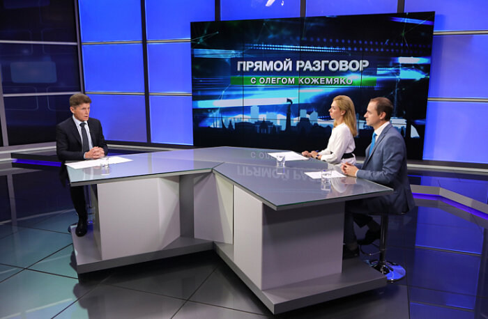 Фото: правительство Приморья. Олег Кожемяко в прямом эфире ответил на вопросы о снабжении бойцов