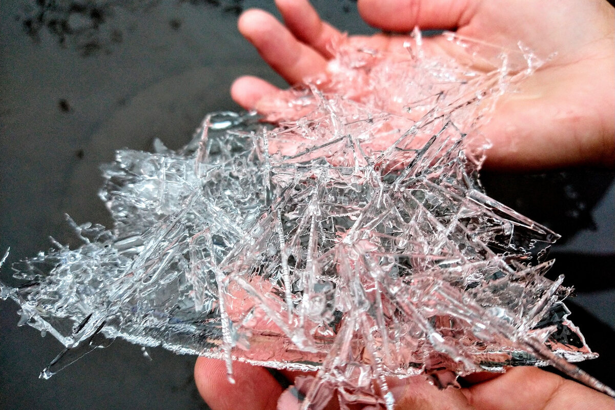    При холодовой аллергии высыпания чаще бывают в месте контакта с провоцирующим факторомPIXABAY