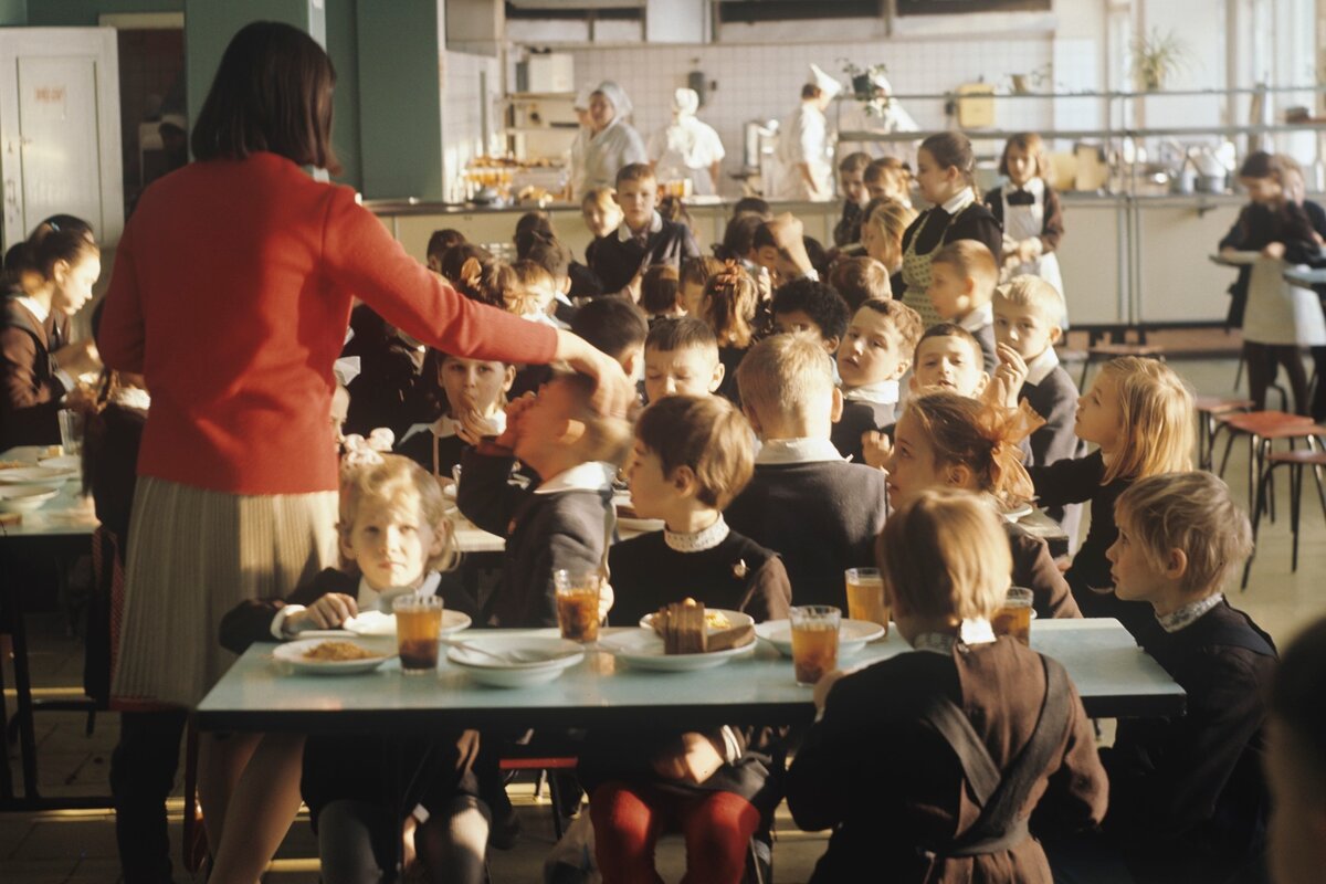 большая перемена обеды. большая перемена обеды. ооо большая перемена. большая перемена логотип. большая перемена обеды.