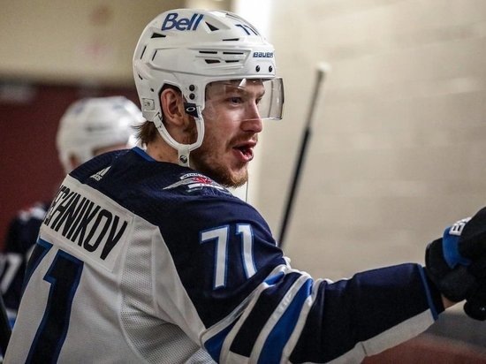     ЕВГЕНИЙ СВЕЧНИКОВ. ФОТО: «ВИННИПЕГ ДЖЕТС»