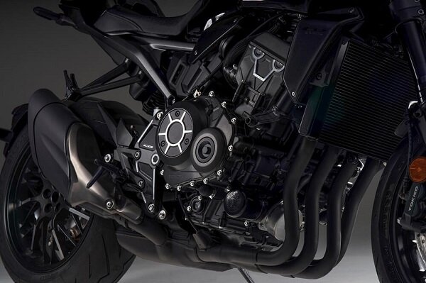 Обзор мотоцикла Honda CB 1000R Black Edition 2021: мощь и элегантность в одном
