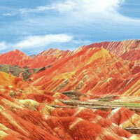 Места отсортированы в порядке возрастания «Вау-фактора», то есть начиная с просто интересных, продолжая необычными, и заканчивая очень странными, даже фантастическими, неземными пейзажами (хотя такая градация весьма условна).