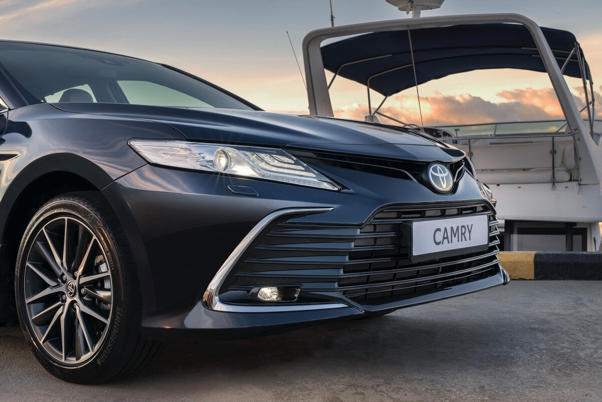 Toyota Camry 2021. Источник иллюстрации - toyota.ru
