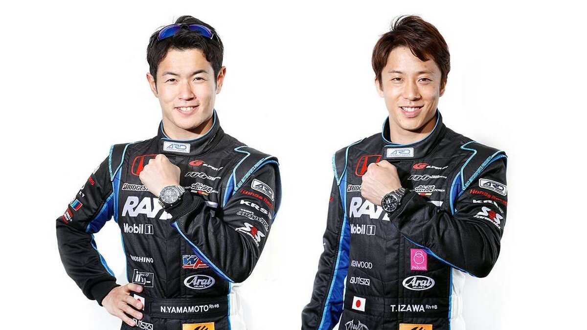 Его стиль вождения и дал начало целому движению поклонников экстремальных поворотов и паленой резины, постепенно сформировался новый вид зрелищного профессионального спорта. 
Вторая ключевая личность в зарождении данного стиля езды – Кэйити Цутия, ставший впоследствии его королем. Этот японец обзавелся фанатами со всего мира, даже снял видео о своих удивительных навыках дрифтинга. Именно благодаря нему экстремальный вид гонок стал легальным. В 1999 году была создана серия D-1 Grand Prix, и по сей день остающаяся величайшей всемирной ассоциацией дрифта.