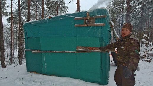 ЖИЗНЬ В ЛЕСУ. СТРОЮ ИЗ ВАЛЕЖНИКА. СТРОЙКА В ТАЙГЕ. ХИЖИНА ОХОТНИКА. ЛАЧУГА НА ОСТРОВЕ. СВОИМИ РУКАМИ.