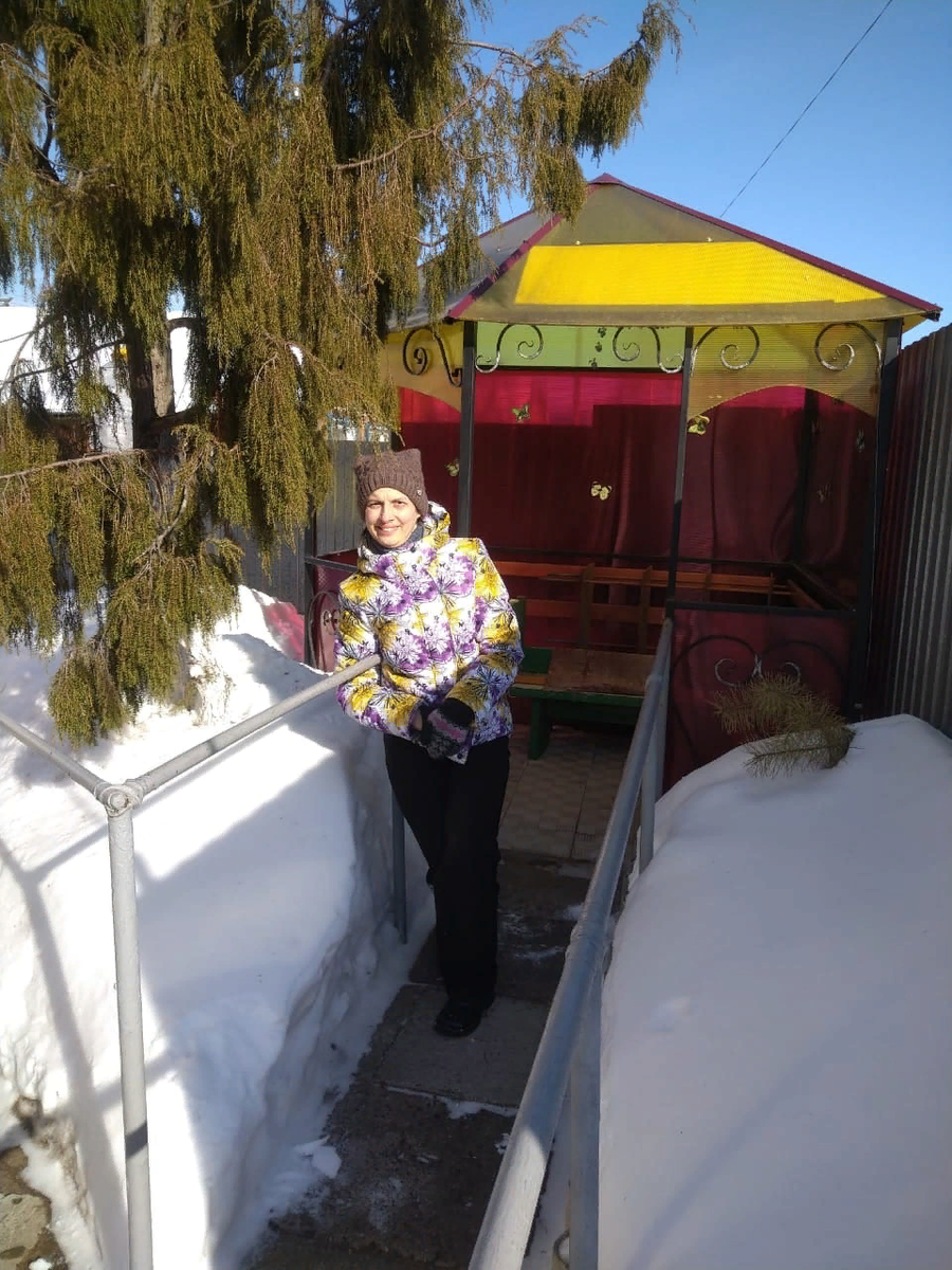 я во дворе своего дома