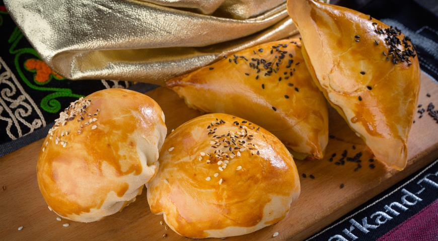 Перечисленная ниже уличная еда – 100% вариант поесть вкусно и сытно.